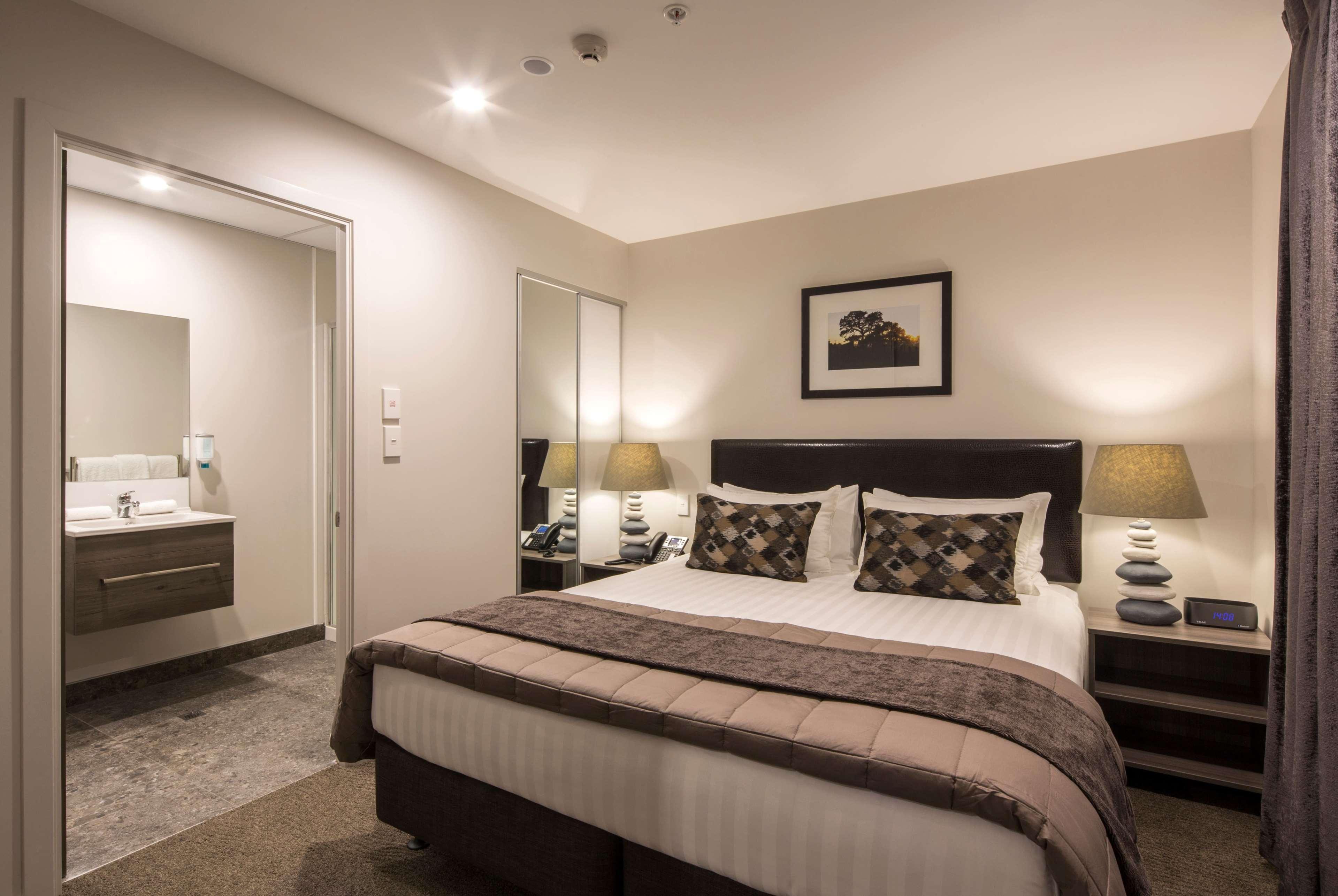 Ramada Suites By Wyndham Queenstown Remarkables Park Экстерьер фото